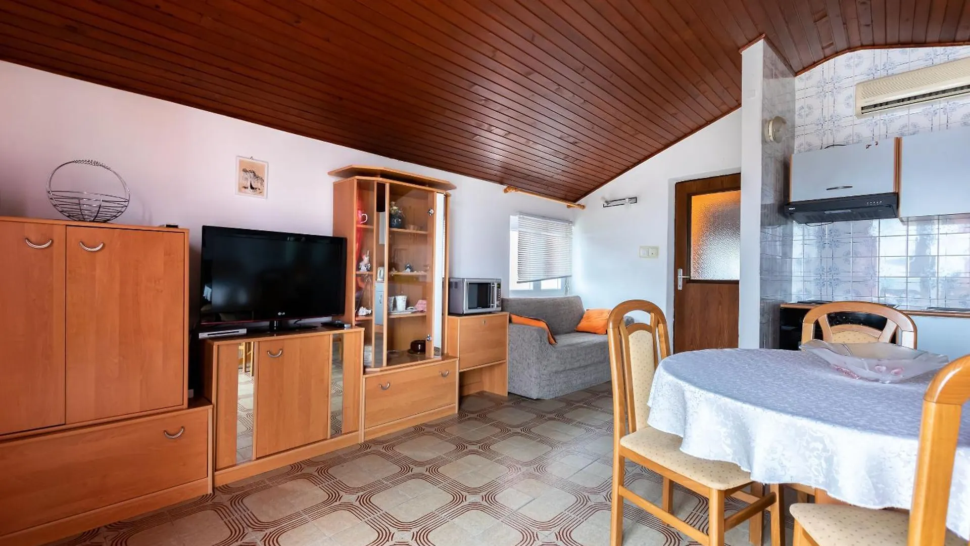 Apartments Antonija Kampor Croatia
