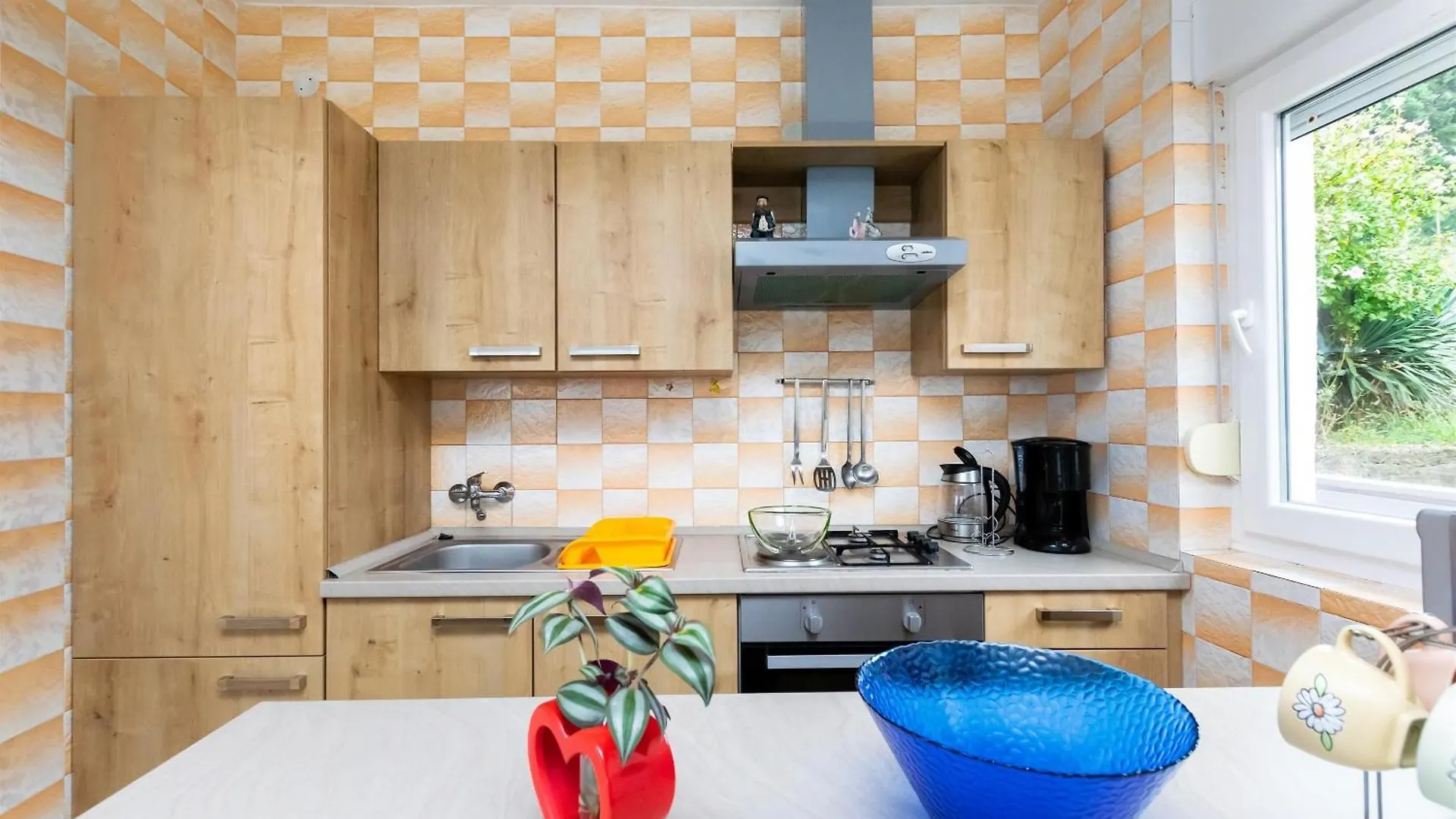 Apartments Antonija Kampor 0*,