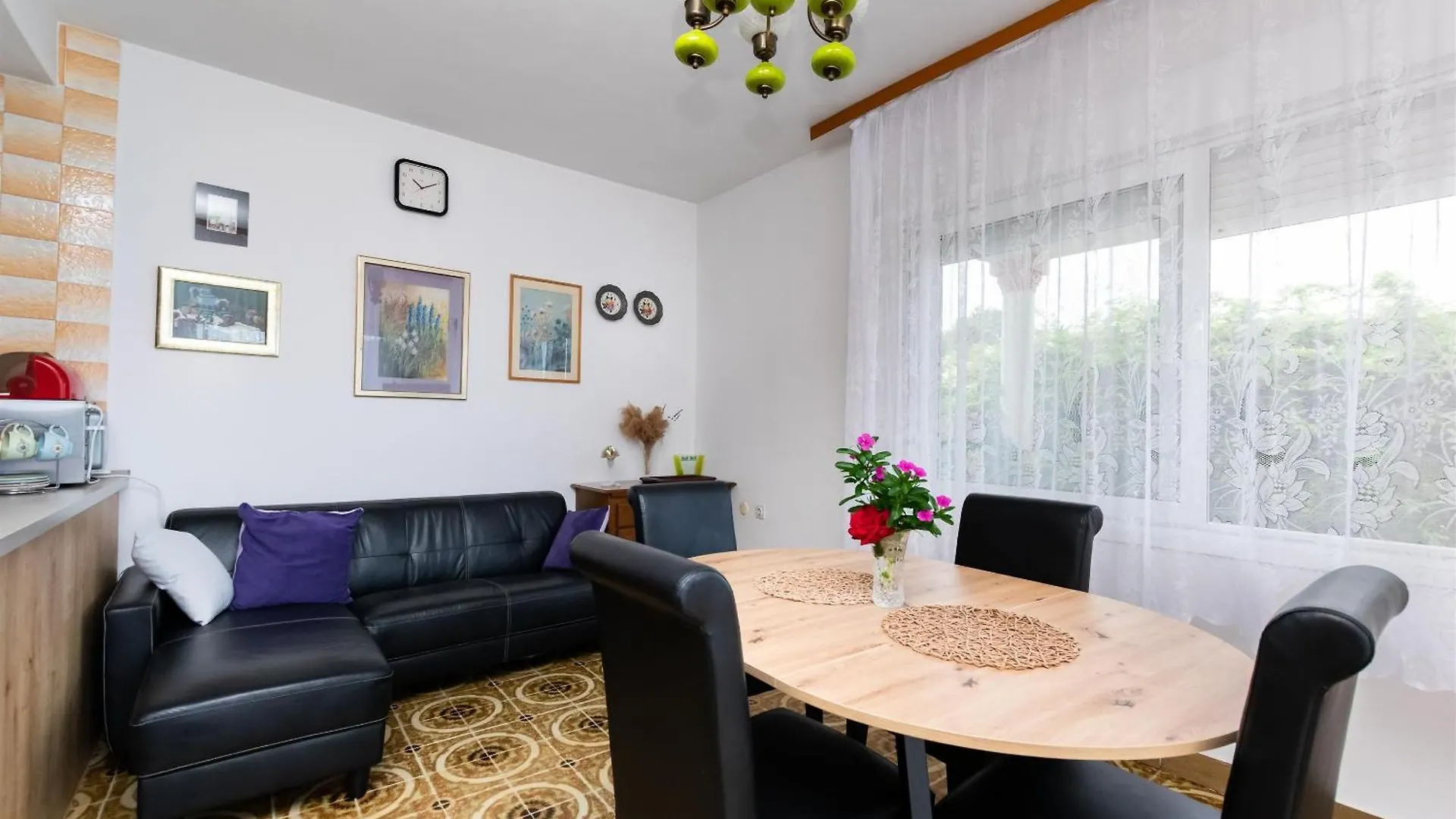 Apartments Antonija Kampor 0*,